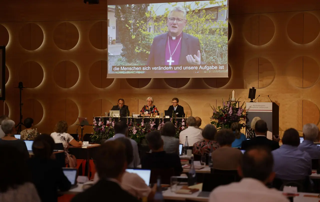 Bischof Jerzy Samiec hielt sein Grußwort digital.