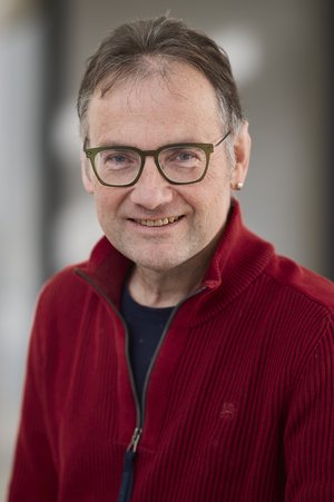  Manfred Metzger