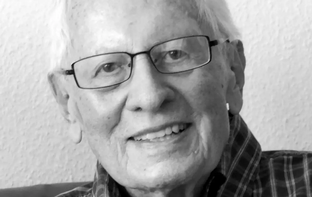 Dr. h. c. mult. Ulrich Fick war viele Jahre Rundfunkpfarrer und Oberkirchenrat der Württembergischen Landeskirche.