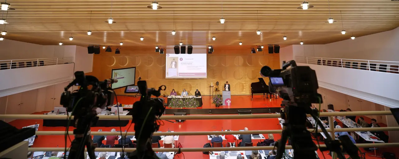 Herbsttagung der württembergischen evangelischen Landessynode im Hospitalhof.