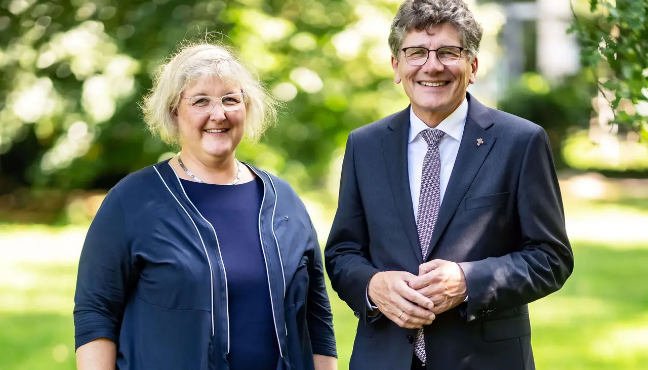 Antrittsbesuch von Landesbischof Ernst-Wilhelm Gohl bei Landesbischöfin Heike Springhardt Landesbischöfin Dr. Heike Springhart und Landesbischof Ernst-Wilhelm Gohl