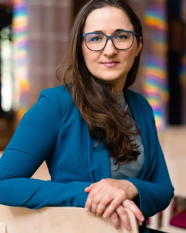 Miriam Hechler c Ludmilla_Parsyak Miriam Hechler