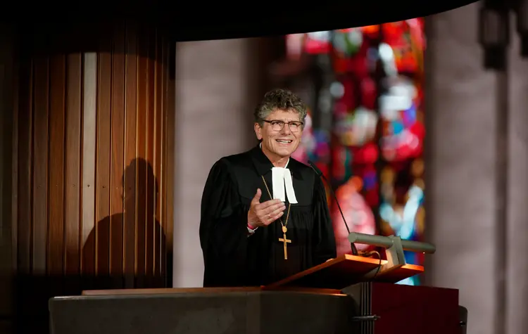 Gottesdienst und Festakt zur Verabschiedung von Landesbischof Frank Otfried July und Amtseinführung von Ernst-Wilhelm Gohl.