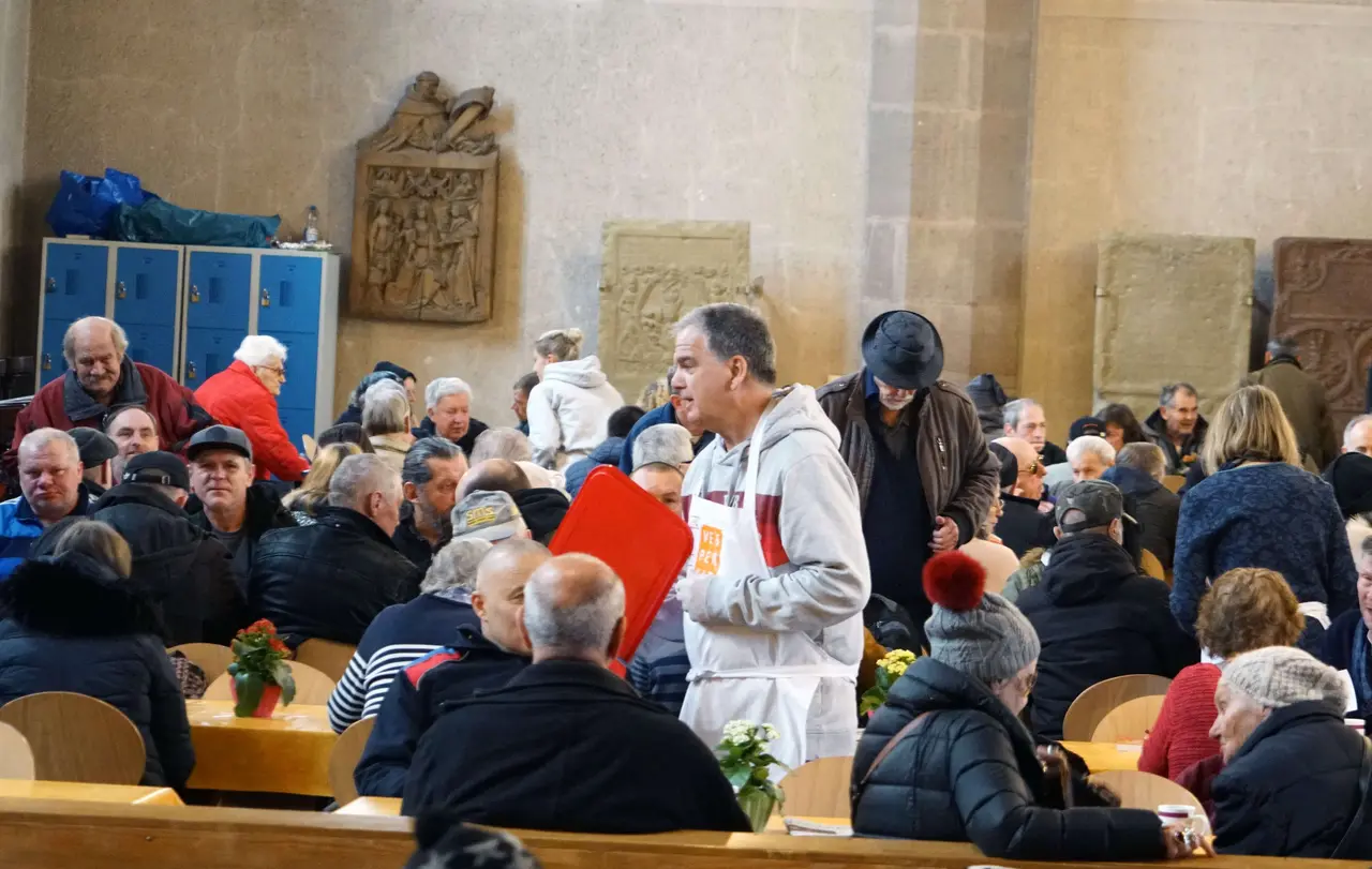 Auch die Vesperkirche in Stuttgart hat in diesem Jahr leicht Einbußen zu verzeichnen gehabt.