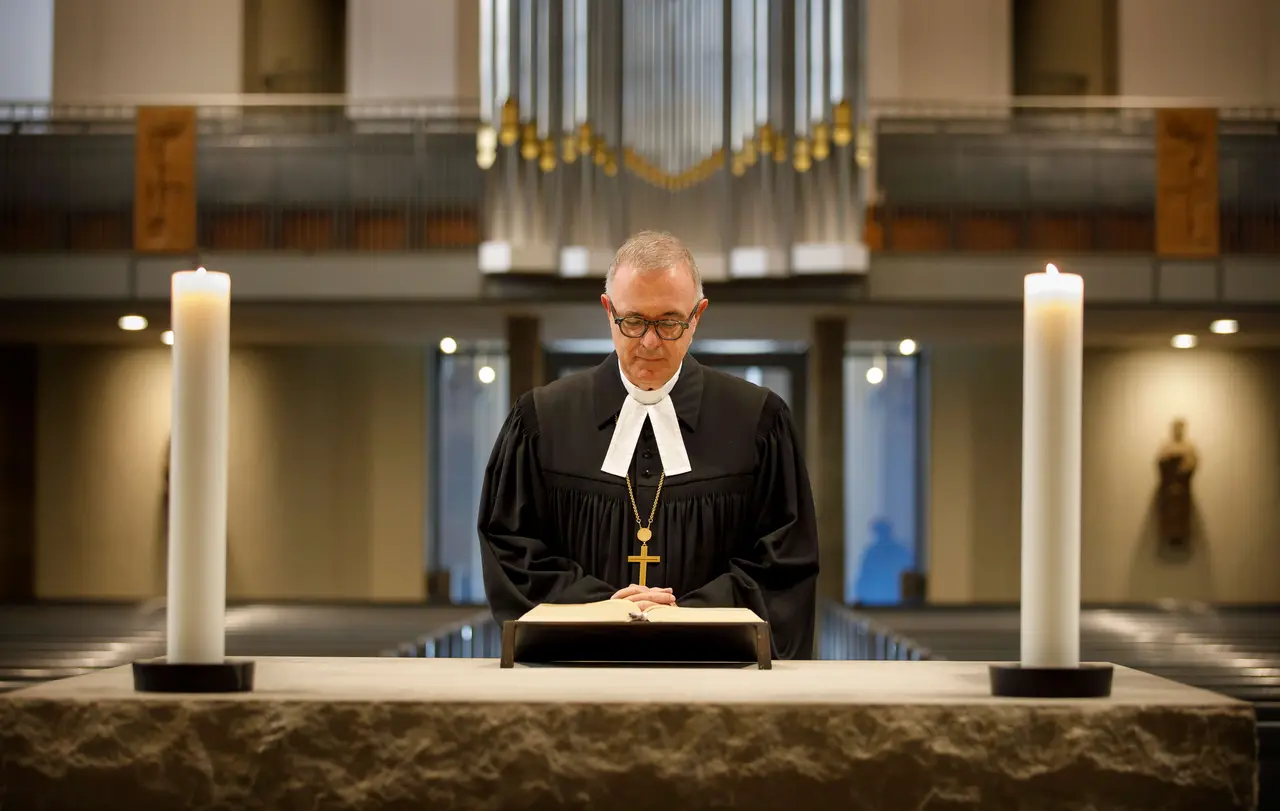 Landesbischof Dr. h. c. Frank Otfried July