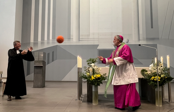 Gedenktag für die Opfer von Flucht und Vertreibung 2025 Landesbischof Ernst-Wilhelm Gohl und Weihbischof Themas Maria Renz