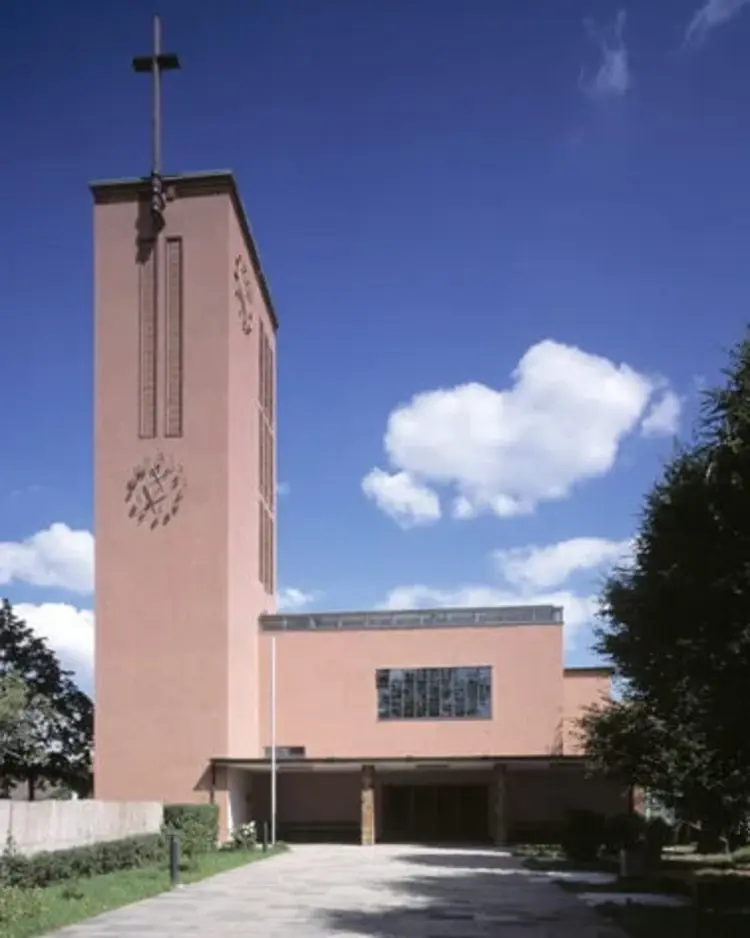 Kreuzkirche Stuttgart-Hedelfingen Die Kreuzkirche Stuttgart-Hedelfingen gilt als erste moderne Kirche der Landeskirche.