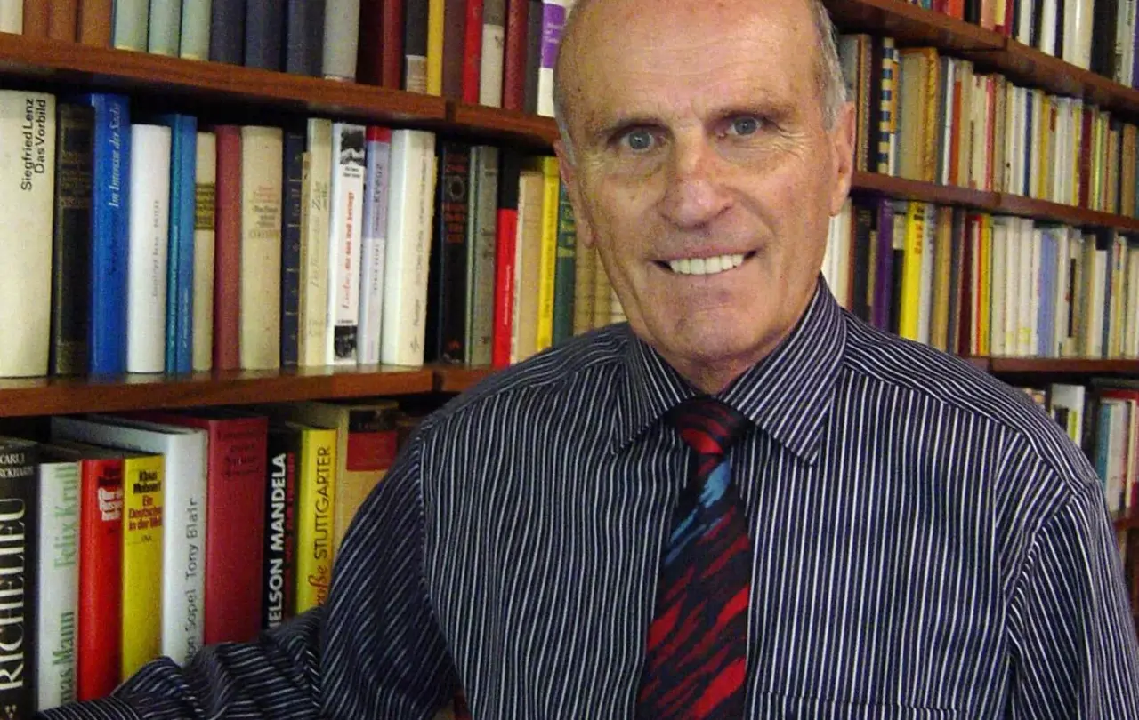 Der Stuttgarter Prälat i.R. Gerhard Röckle Prälat i.R. Gerhard Röckle.