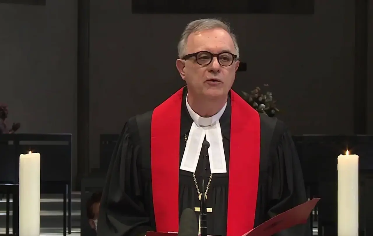 Zum Tag der weltweiten Kirche predigt Landesbischof Dr. h. c. Frank Otfried July am Pfingstmontag für Gemeinschaft und Miteinander und gegen Rassismus und Ausgrenzung.