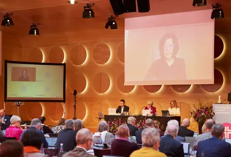 Pfarrein Ines Fischer sprach ihr Grußwort per Videoschalte.