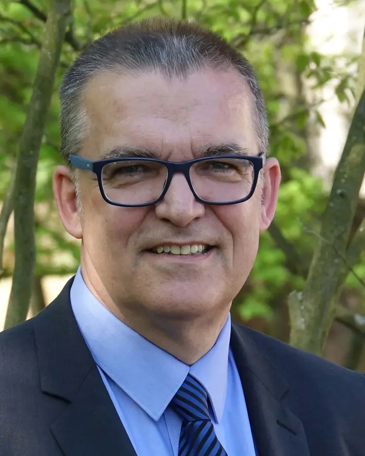 Oberkirchenrat Dr. Norbert Lurz