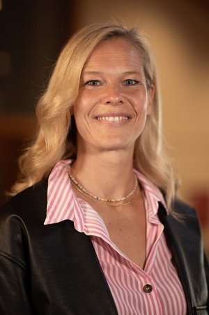 Britta Gall