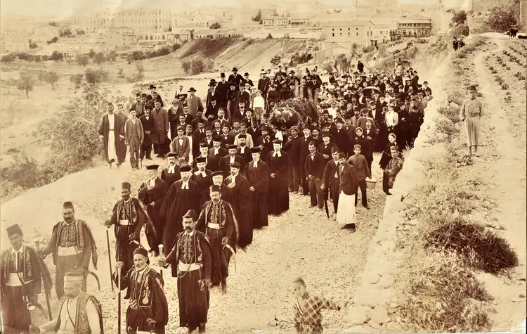 Friedrich von Brauns Beerdigung auf dem Zionsbergfriedhof 1904