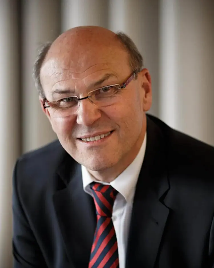 Oberkirchenrat Werner Baur Oberkirchenrat Werner Baur