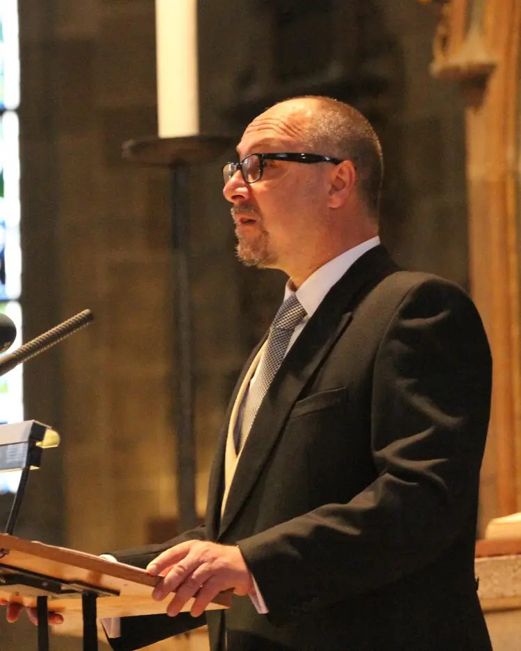 Patriarch Bartholomaios bekommt Ehrendoktorwürde verliehen Dekan Professor Dr. Michael Tilly bei seiner Laudatio.