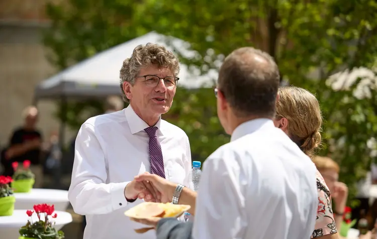 Gottesdienst und Festakt zur Verabschiedung von Landesbischof Frank Otfried July und Amtseinführung von Ernst-Wilhelm Gohl.