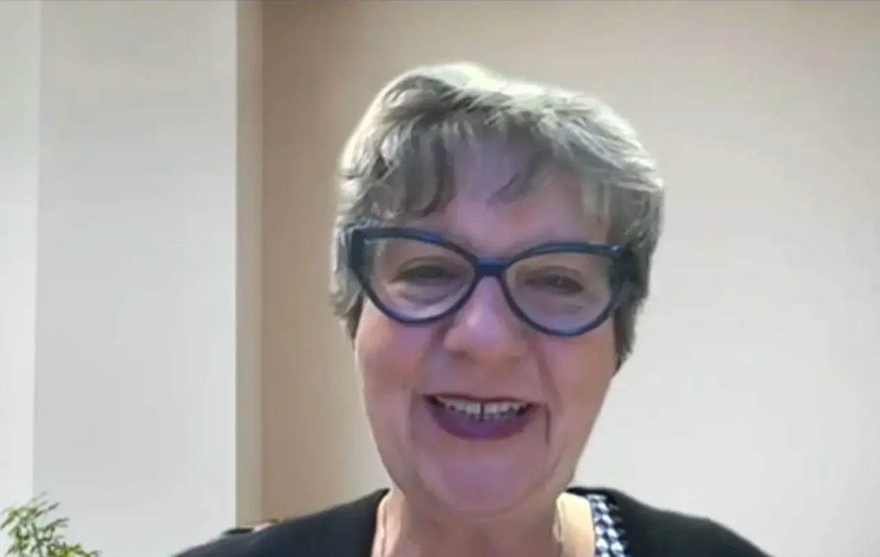 Die Stuttgarter Prälatin Gabriele Arnold hat beim digitalen Eröffnungsgottesdienst die Predigt gehalten.