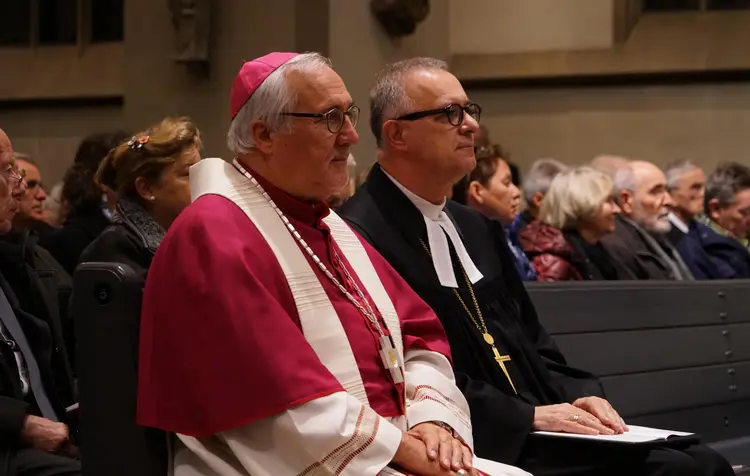 Bischof Gebhard Fürst und Landesbischof Frank Otfried July (vlnr) - Symbolbild