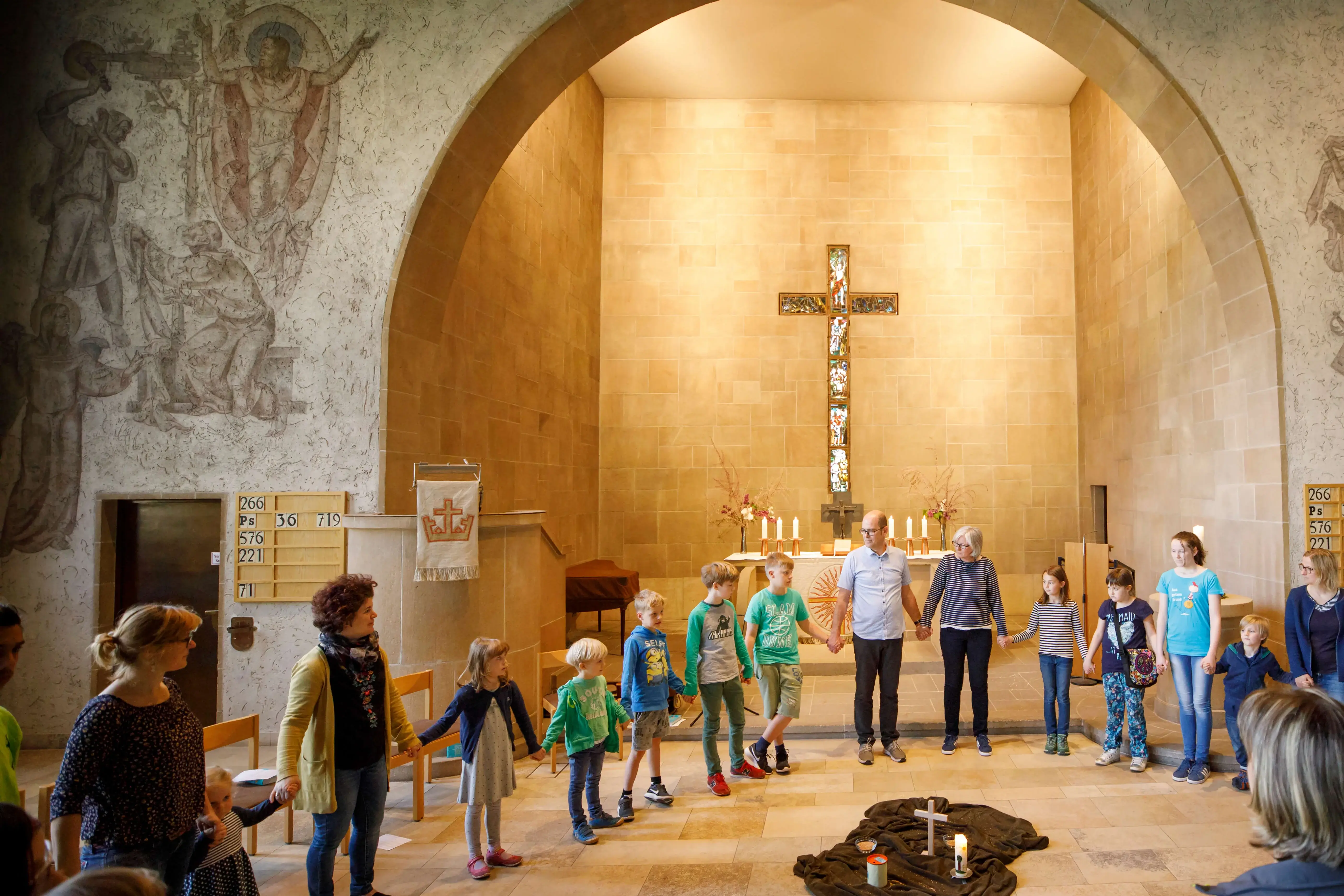 Gemeindearbeit in der Kirche