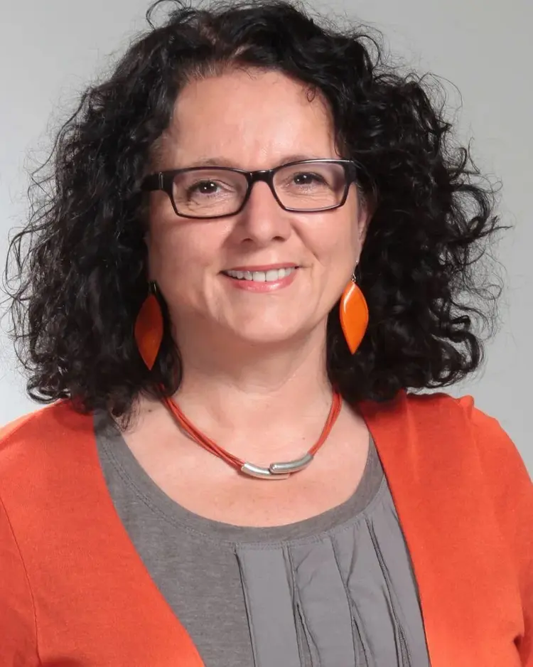 Kirche lebt von ihrer Aktivität und Strahlkraft, sagt Angelika Klingel. Nur wenn sie lebe, was sie verkünde, sei sie glaubhaft und könne Mitglieder gewinnen und binden.