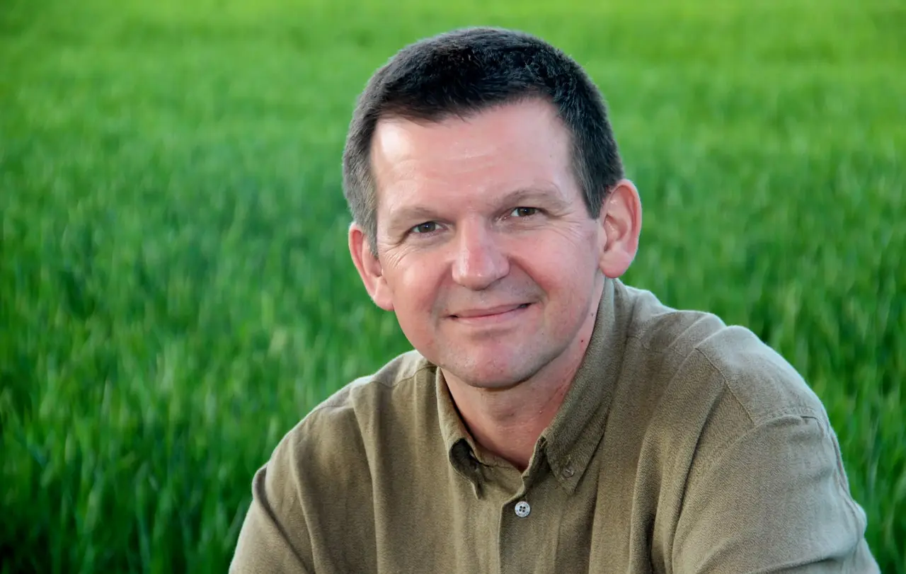 Das Genießen kommt im evangelischen Umfeld oft zu kurz, meint Andreas Steidel. Deshalb hat er Buchreihe „Glaubenswege für Genießer“ auf den Weg gebracht.