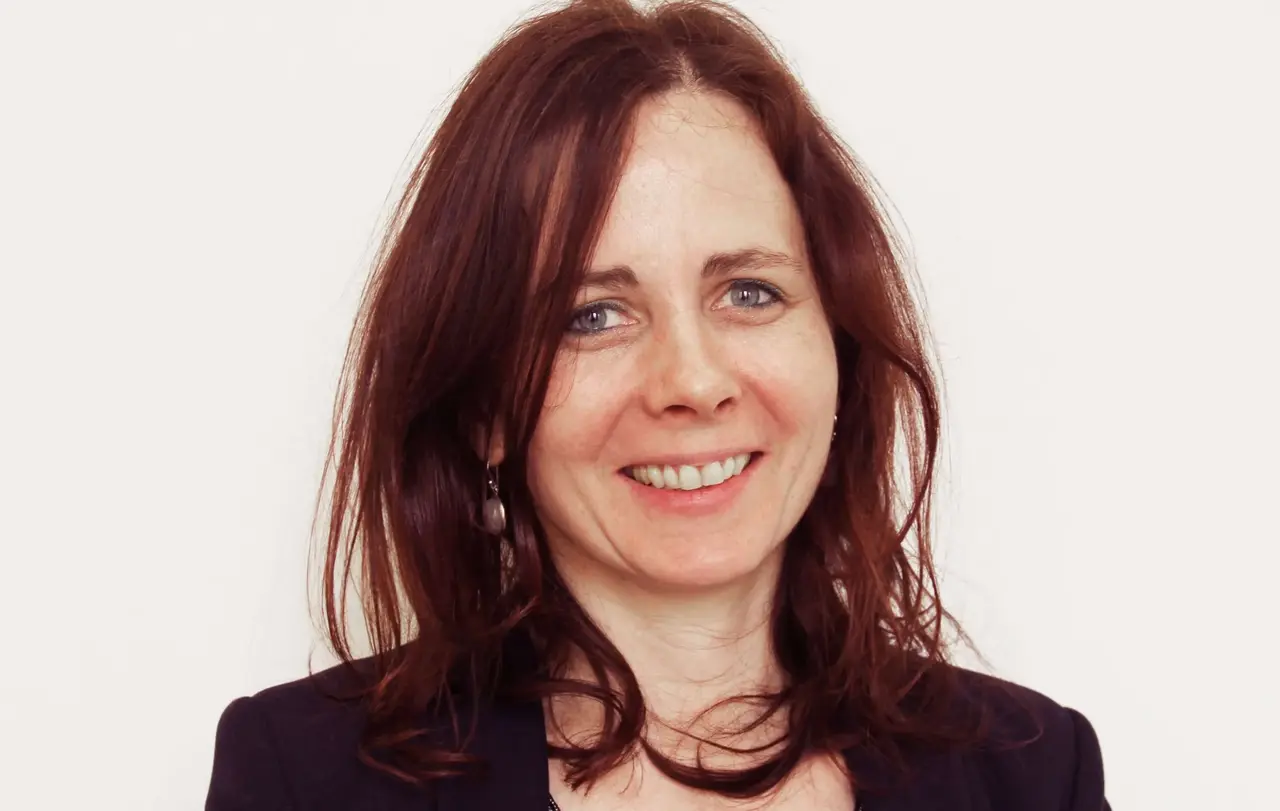 Dr. Esther Stroe-Kunold ist stellvertretende Leiterin und Fachreferentin der Landesstelle der Psychologischen Beratungsstellen in der Evangelischen Landeskirche in Württemberg.