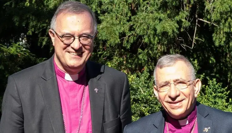 Landesbischof Frank Otfried July zusammen mit dem palästinensischen Bischof Munib Younan.