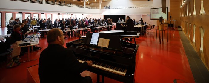 Frühjahrstagung der Württembergischen evangelischen Landessynode im Hospitalhof.