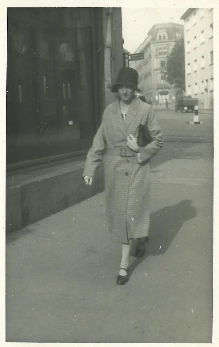 Johanna Binder arbeitete eng mit Kunstschaffenden zusammen, um anspruchsvolle Paramentik-Werke zu schaffen.