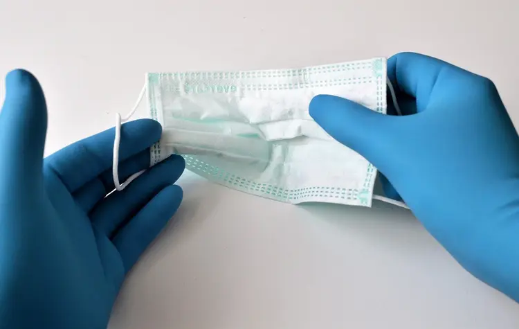 Die Corona-Krise stellt Mitarbeitende in Pflege und Betreuung vor besondere Herausforderungen.