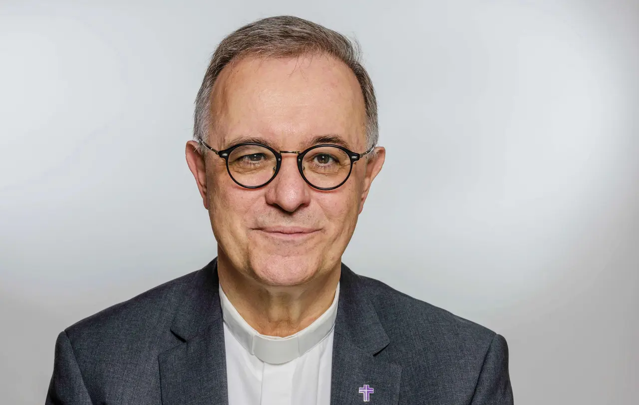 Landesbischof Frank Otfried July
