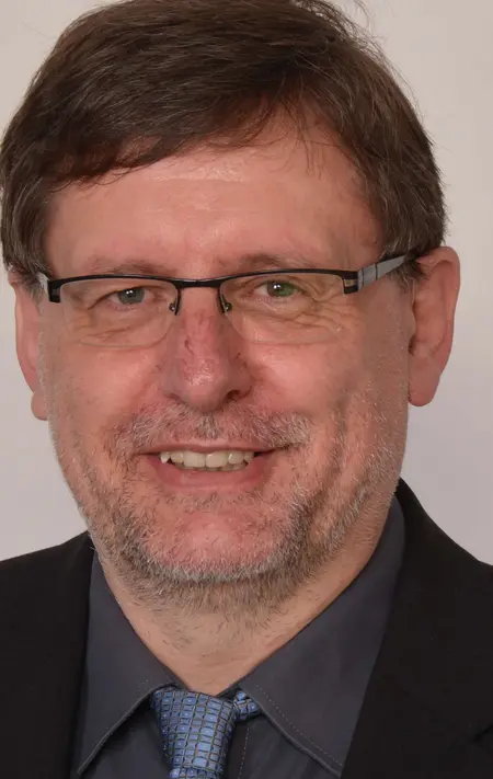 Harald Müller-Baur ist Geschäftsführer des Portals Archion.