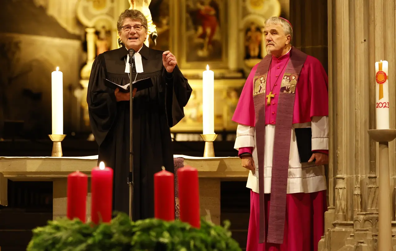 Landesbischof Ernst-Wilhelm Gohl und Weihbischof Thomas Maria Renz (Diözese Rottenburg-Stuttgart)