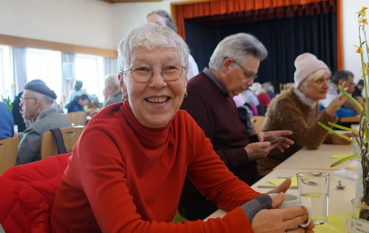 Heiderose Loritz kommt sehr gerne in die Vesperkirche und fühlt sich dort wohl.