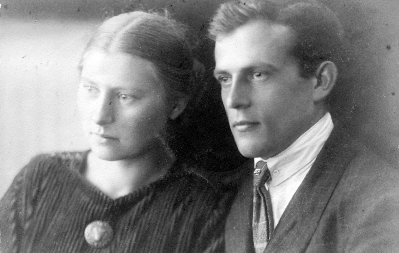 Margarete und Paul Schneider bei ihrer Verlobung 1922.