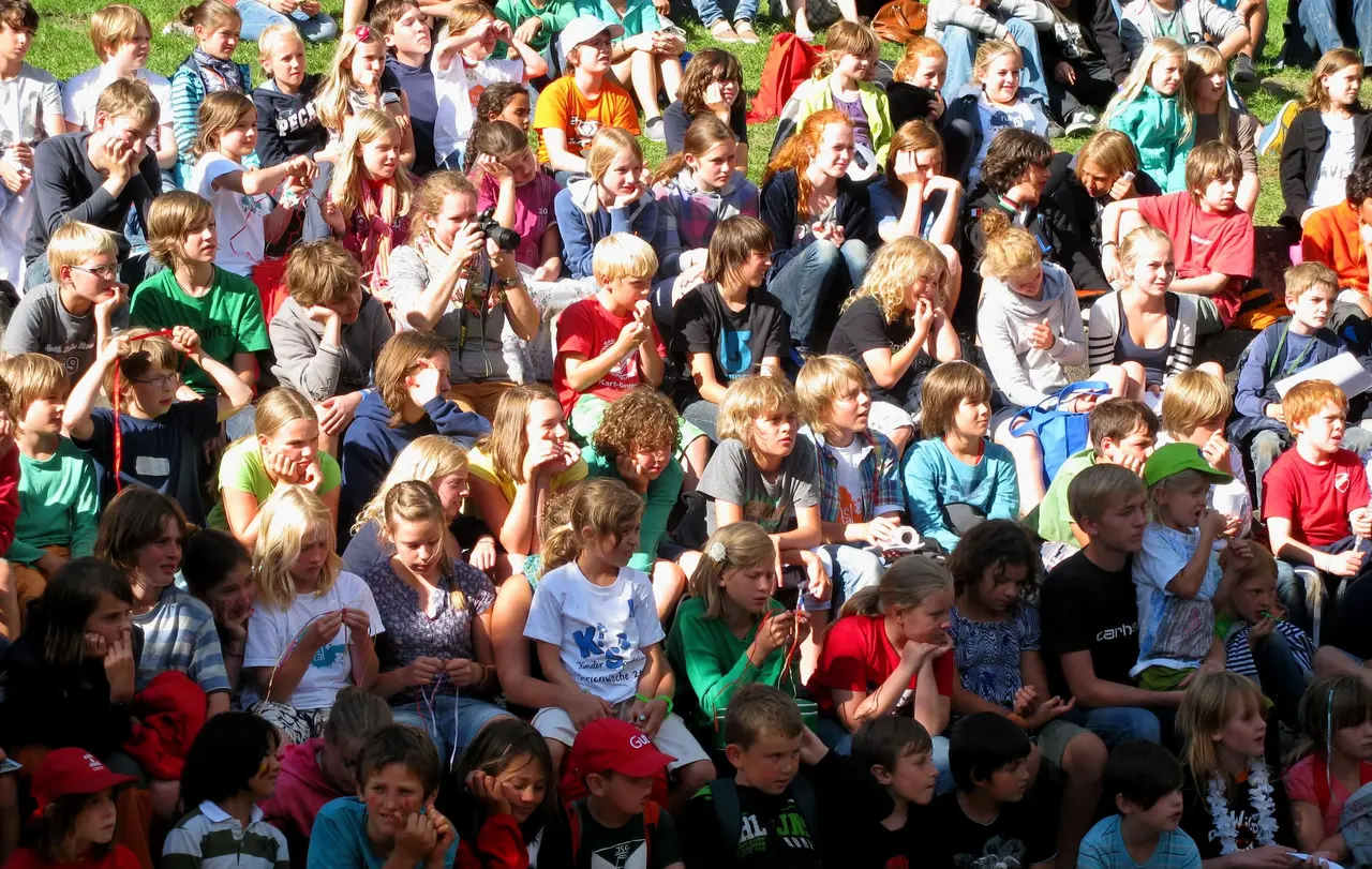 Das gemeinsame Erleben in der Gruppe gehört zum Waldheimalltag. (Archivbild)