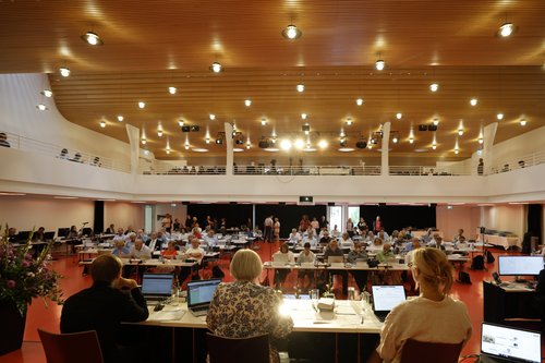 Sommertagung der württembergischen evangelischen Landessynode im Hospitalhof.