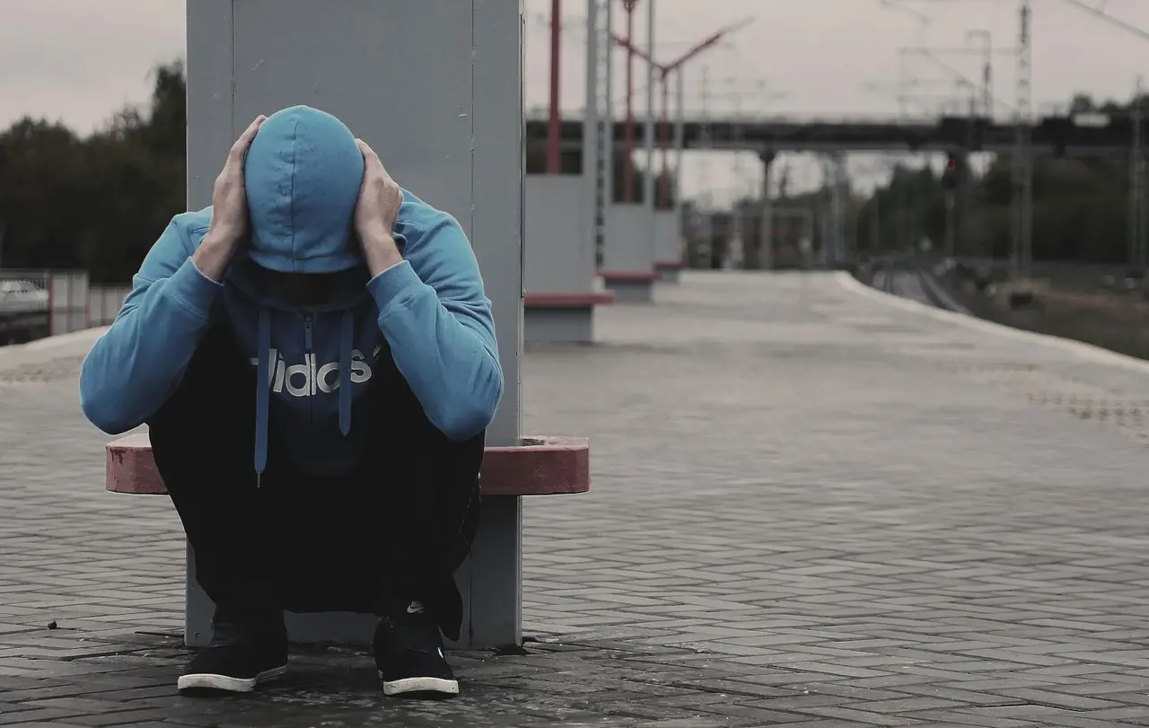 Manchmal überflutet uns die Angst - es gibt aber Strategien, wie wir mit ihr umgehen können.