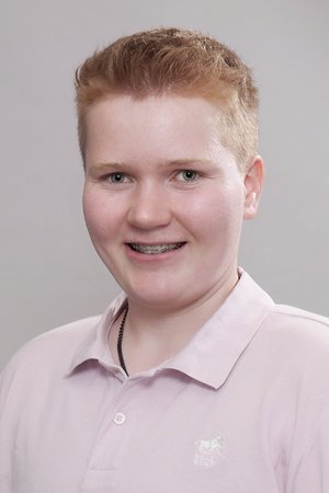  Lisa Rau