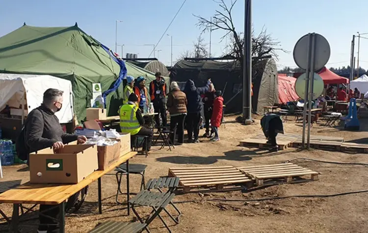 Bernd Wolpert war als Ehrenamtlicher an der Grenze zwischen der Slowakei und der Ukraine, um die dort ankommenden Flüchtlinge in Empfang zu nehmen.