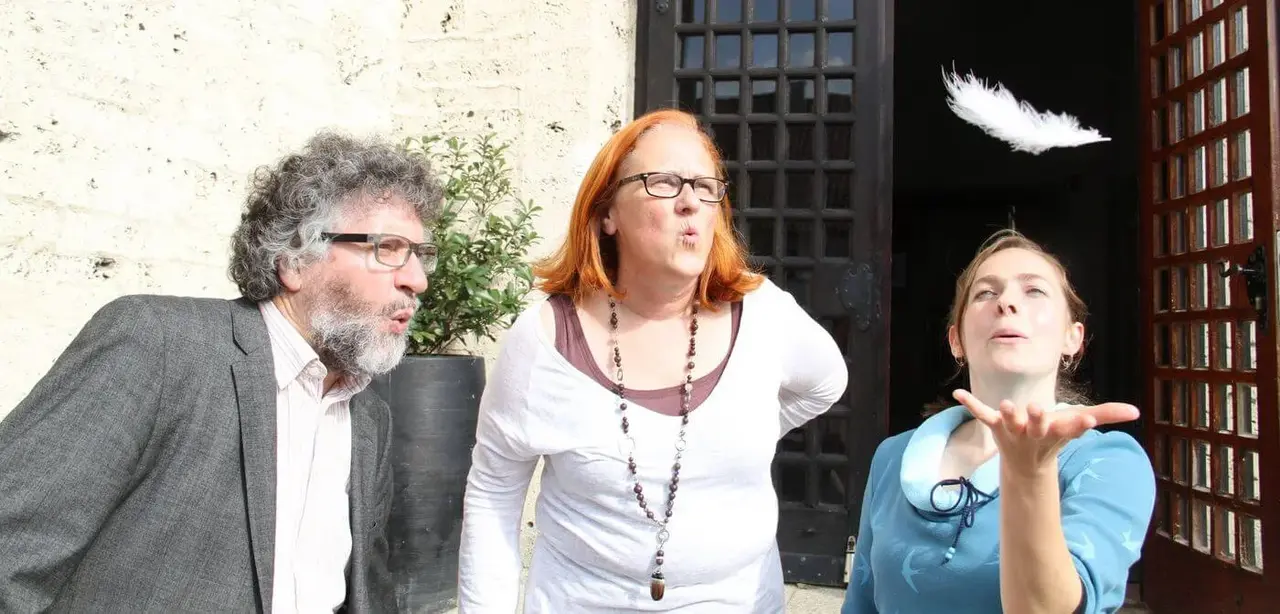 Pfarrer Martin Burgenmeister, seine Frau Andrea Burgenmeister und Pfarrerin Hanni Fuchs vom Landesverband für Kindergottesdienst