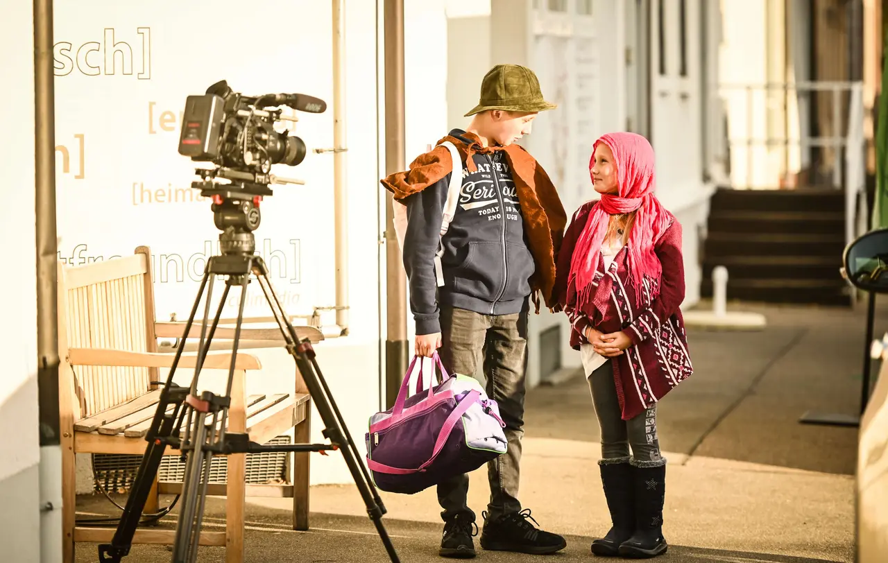 Maria und Josef auf der Suche nach Unterkunft. Maria und Josef auf der Suche nach Unterkunft.