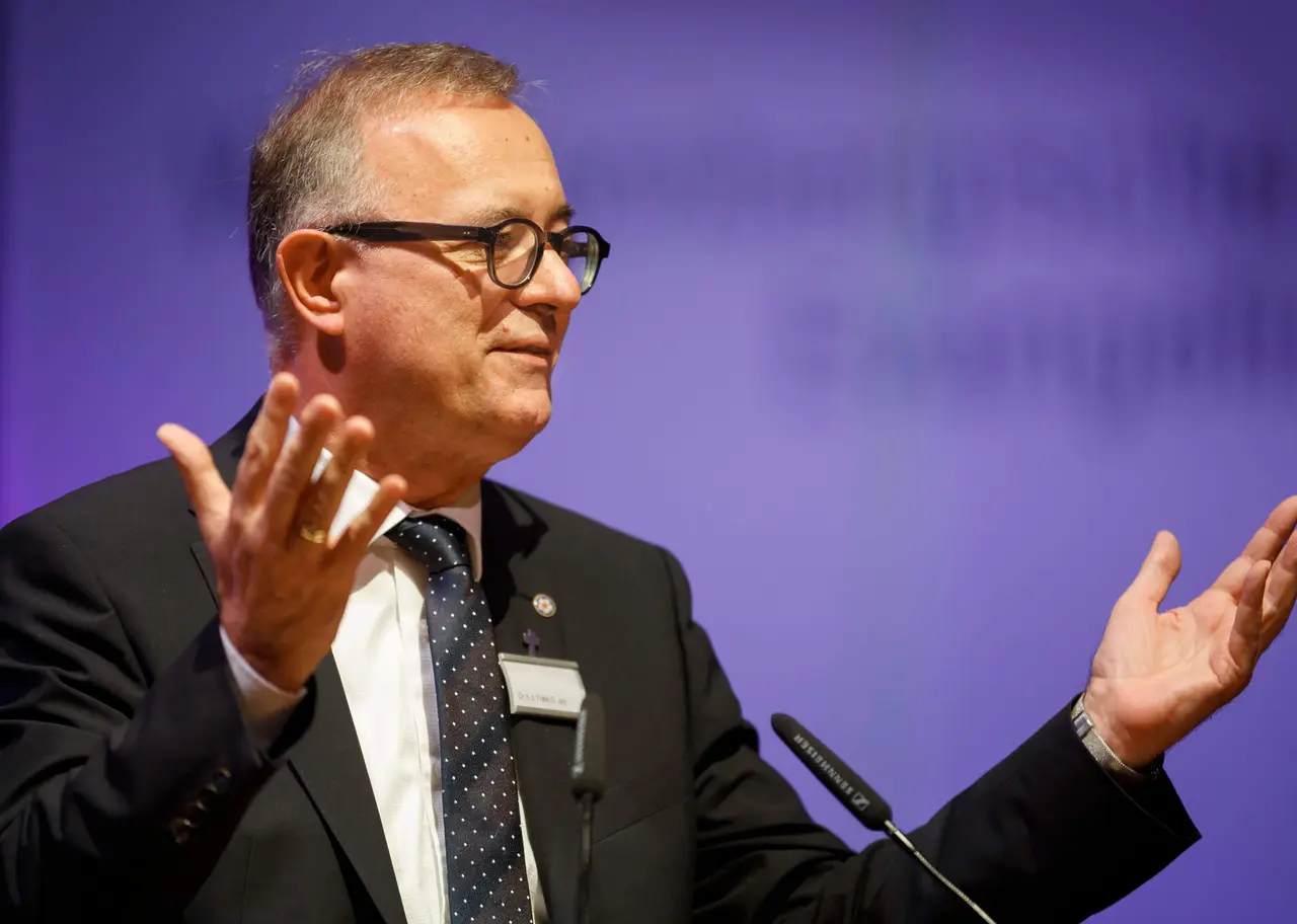 Landesbischof Dr. h. c. Frank Otfried July