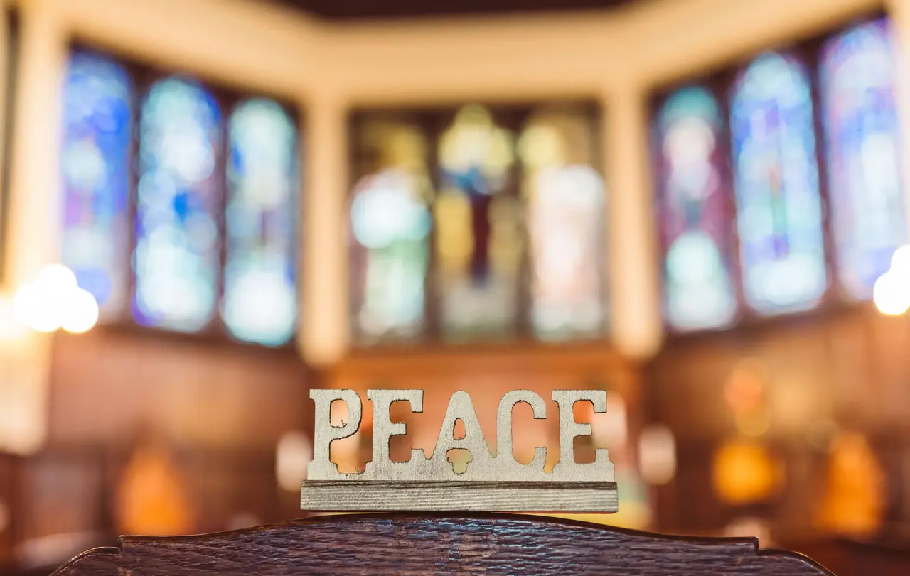 Der Gottesdienstpreis für das Jahr 2023 hat das Thema „Frieden feiern“.