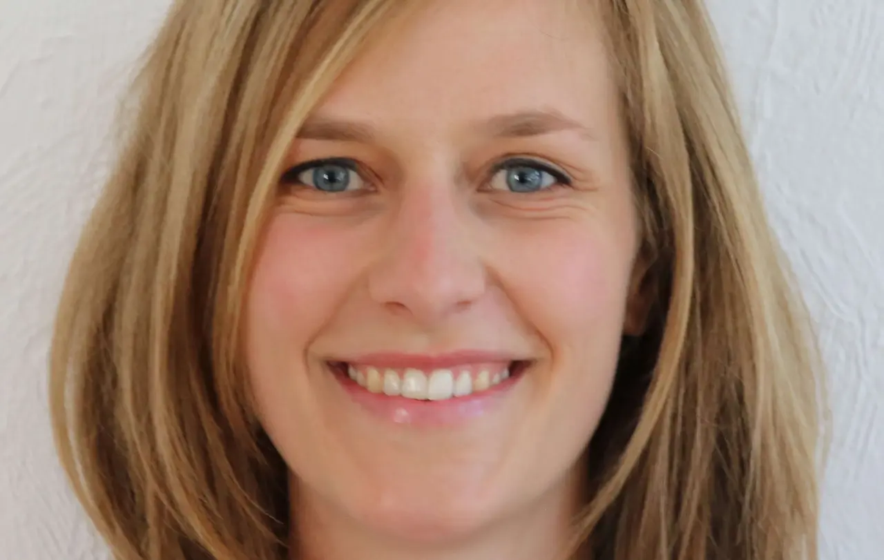 Susanne Kreuser Susanne Kreuser ist Gehörlosenpfarrerin beim Diakonischen Werk