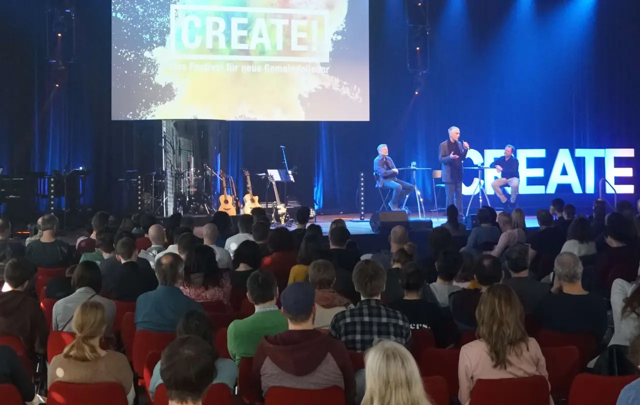 Beim Festival „Create“ konnten viele Interessierte Workshops rund um neue Gemeindelieder, Stimmbildung, Songwriting und Marketing besuchen.