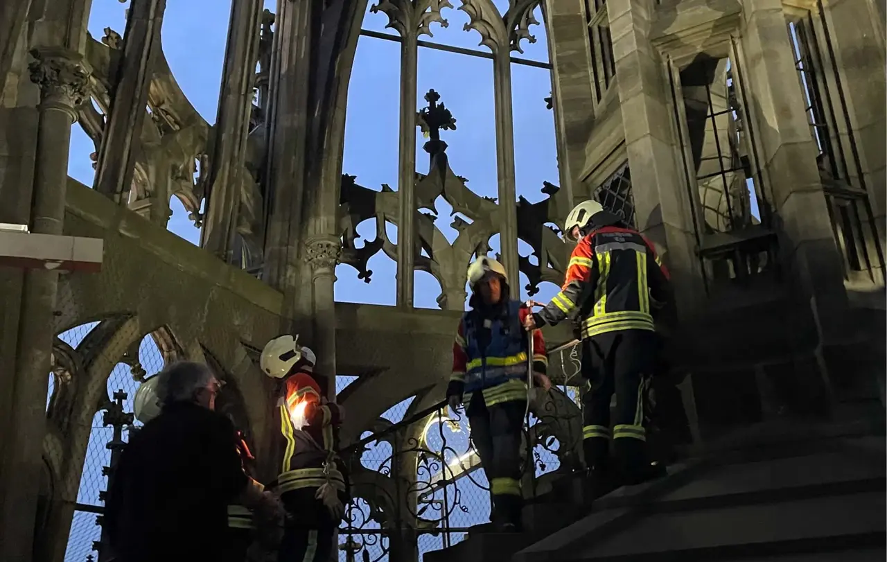 Feuer im Turm des Ulmer Münsters? Zum Glück nicht, wie die Feuerwehr feststellen konnte.