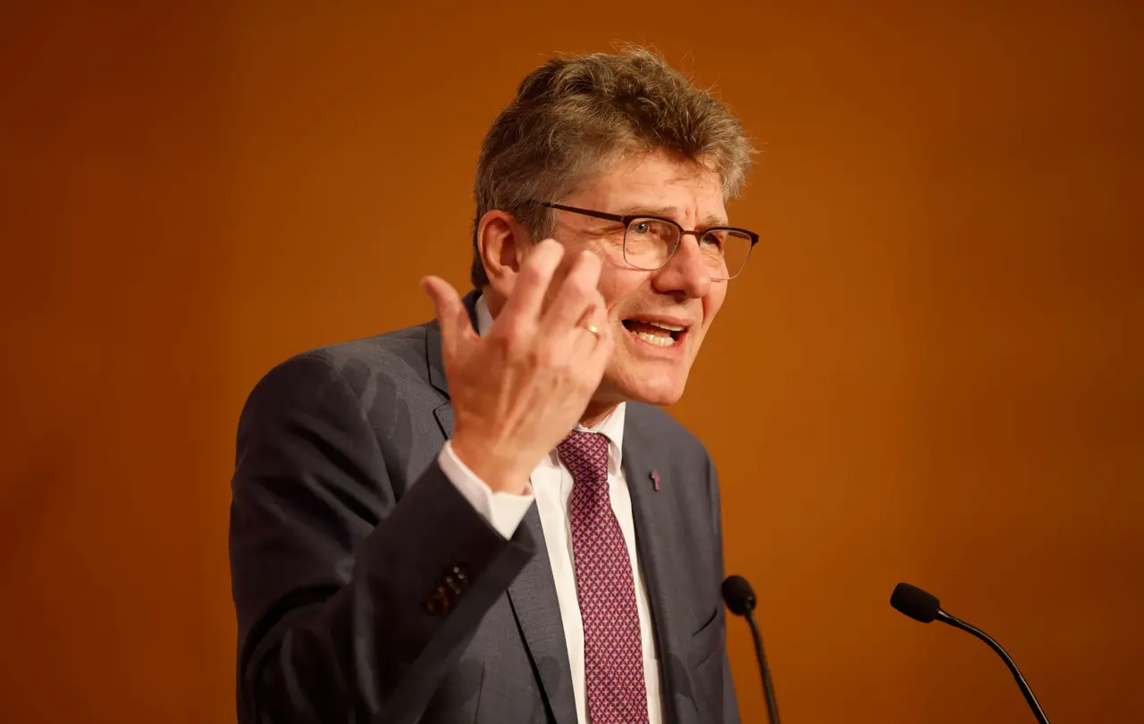 Landesbischof Ernst-Wilhelm Gohl bei seinem Grußwort.