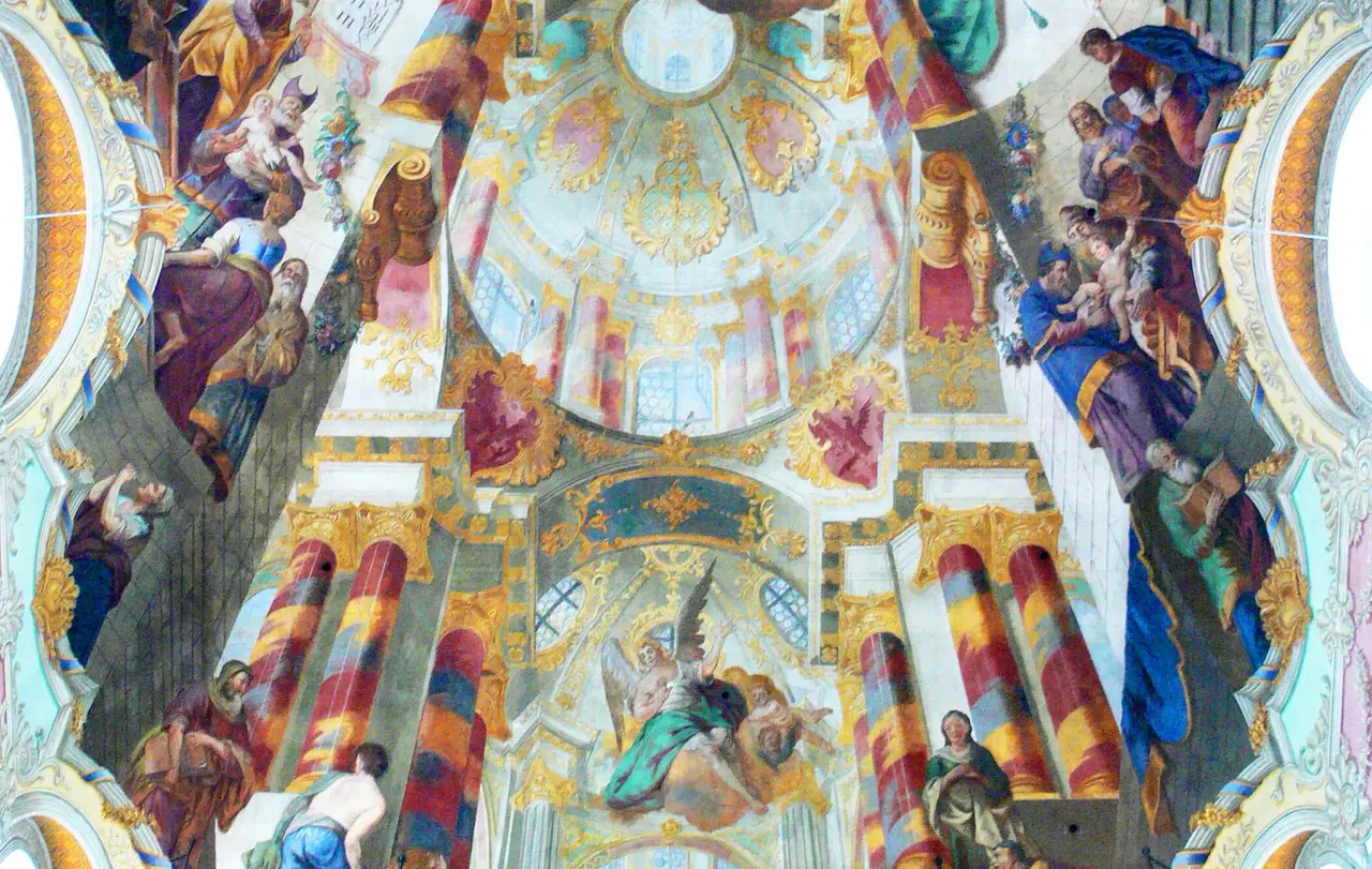 Die Deckengemälde in St. Martin in Biberach/Riß zeigen eine gleich mehrere Stockwerke hohe Scheinarchitektur.