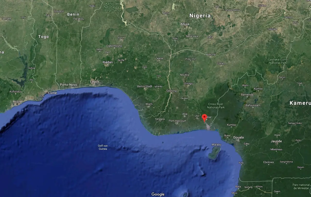 Ganz im Südosten Nigerias, in der Region Oron (roter Ortsmarker), ist die Zahl der „Hexenkinder" nach Worten von Maimouna Obot besonders hoch.